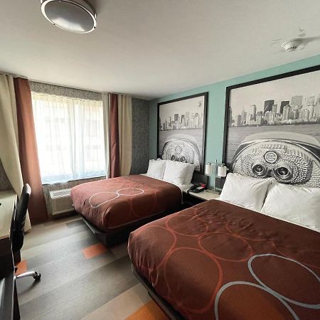 Super 8 By Wyndham Brooklyn Williamsburg Nova York Exterior foto